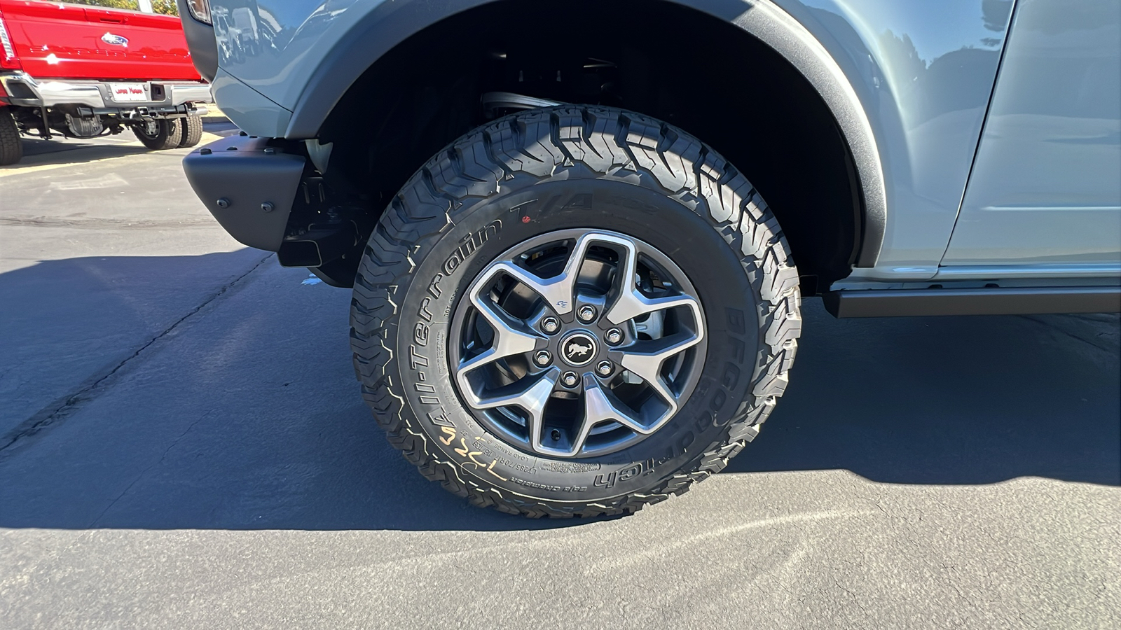 2024 Ford Bronco Badlands 11