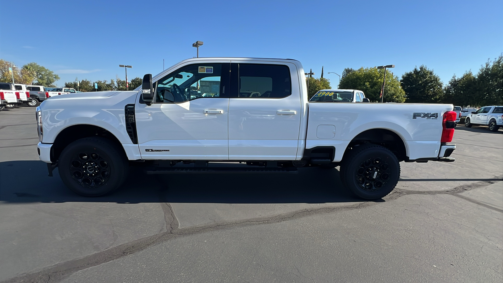 2024 Ford Super Duty F-250 SRW XL 8