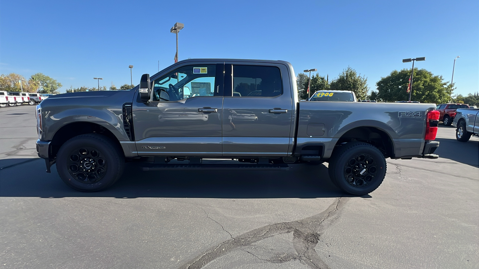 2024 Ford Super Duty F-250 SRW XL 8