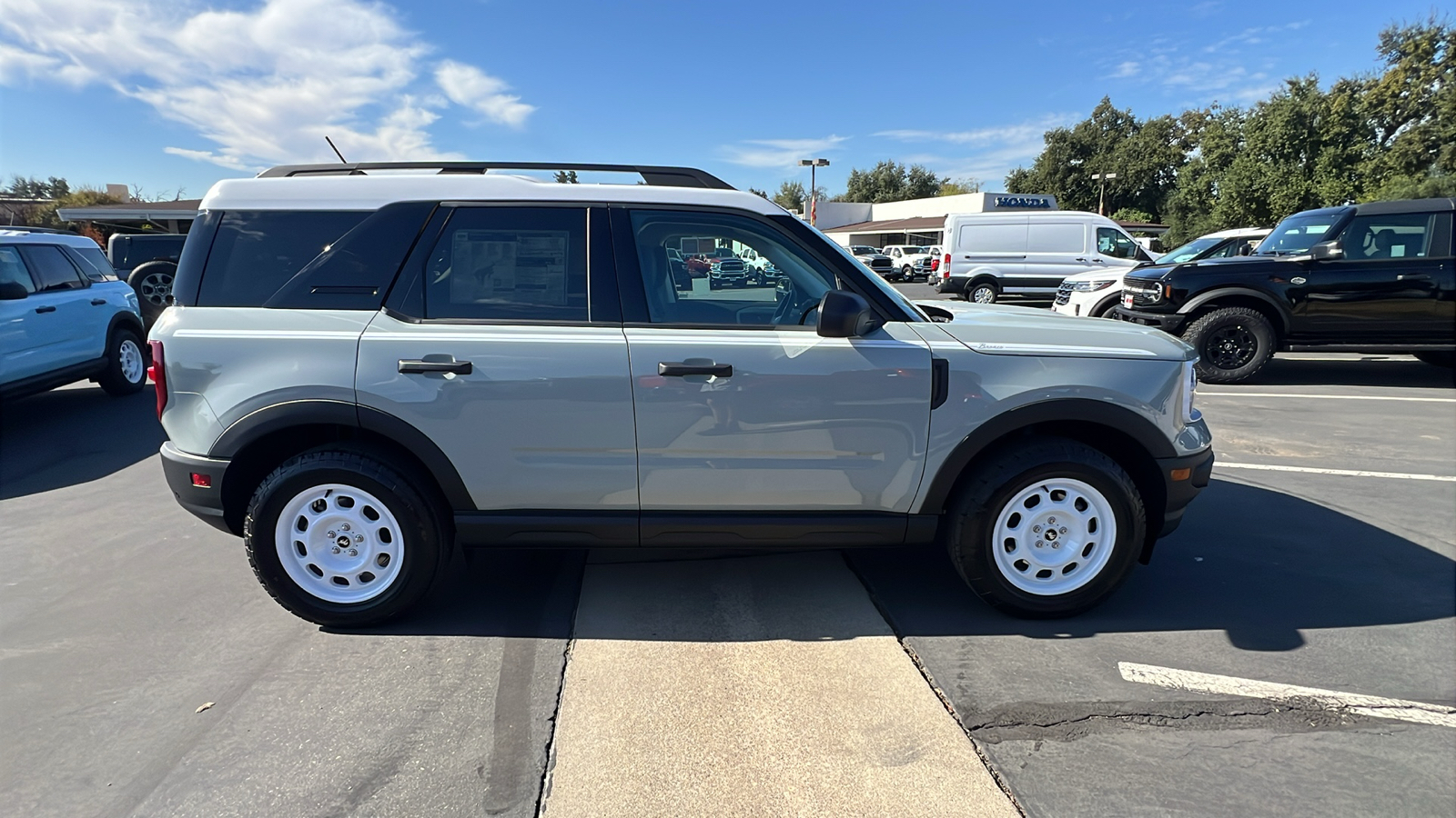 2024 Ford Bronco Sport Heritage 3