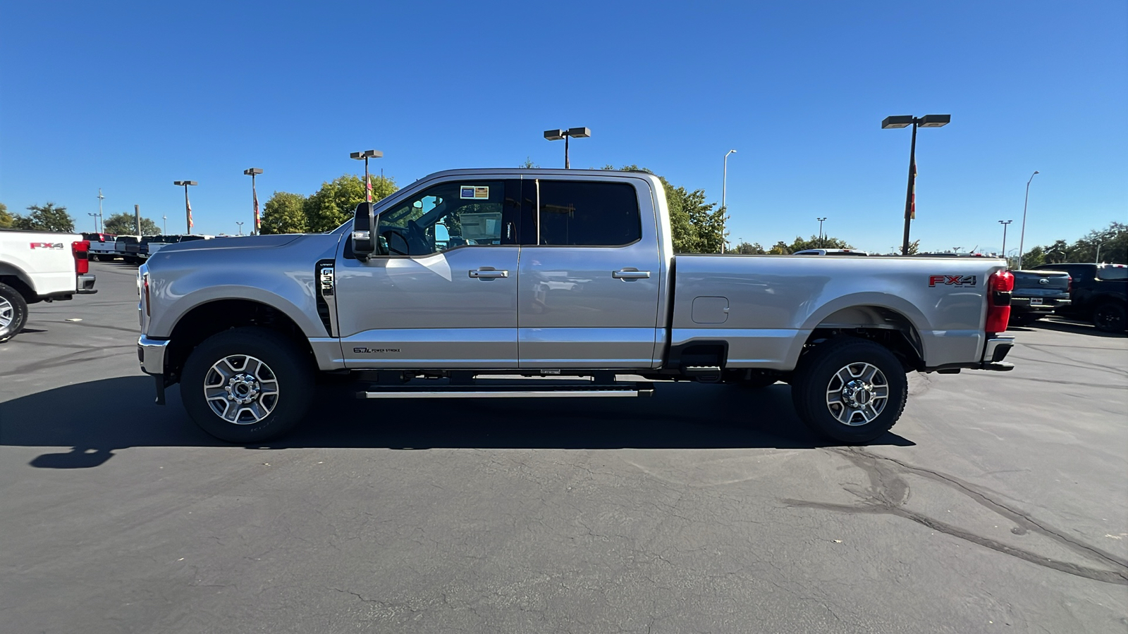 2024 Ford Super Duty F-350 SRW XL 8