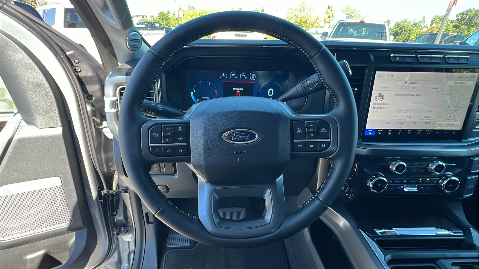 2024 Ford Super Duty F-250 SRW XL 27