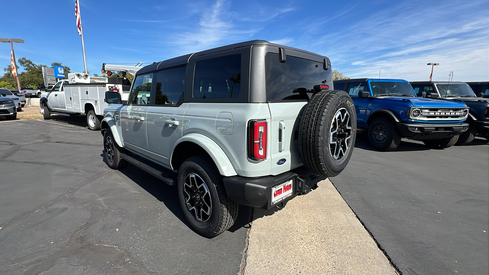 2024 Ford Bronco Outer Banks 7