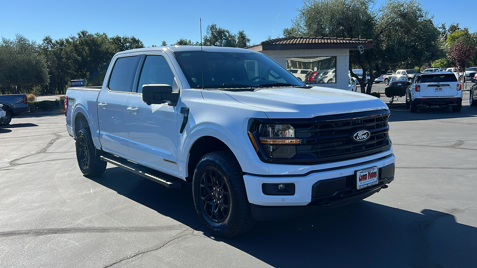 2024 Ford F-150 XLT 2