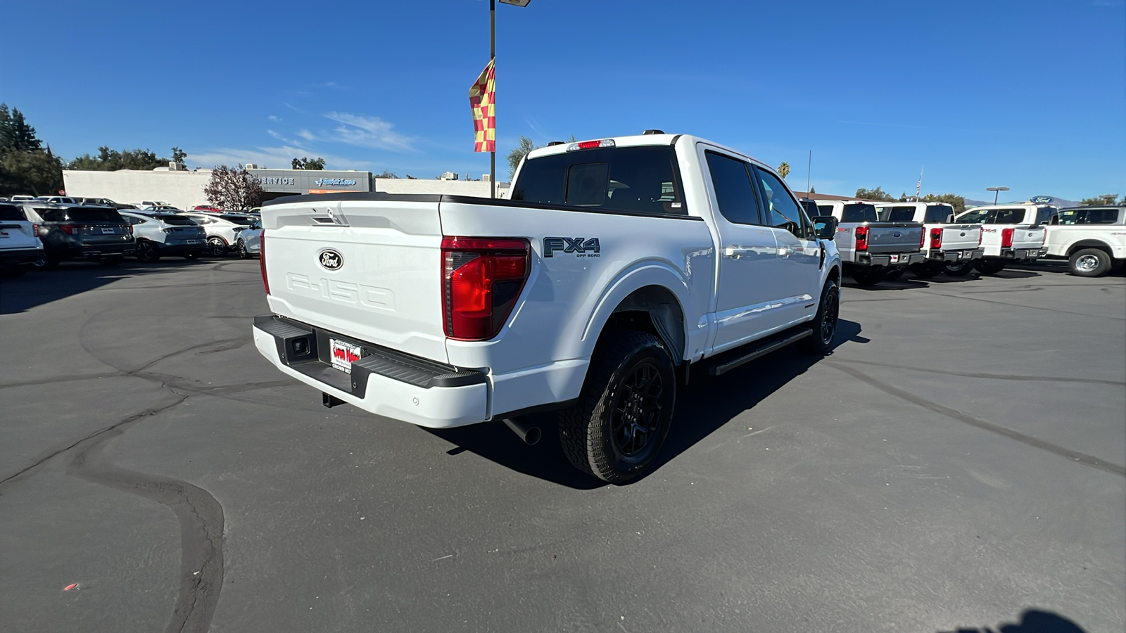 2024 Ford F-150 XLT 4