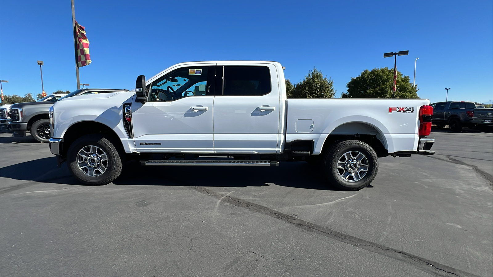 2024 Ford Super Duty F-250 SRW XL 8