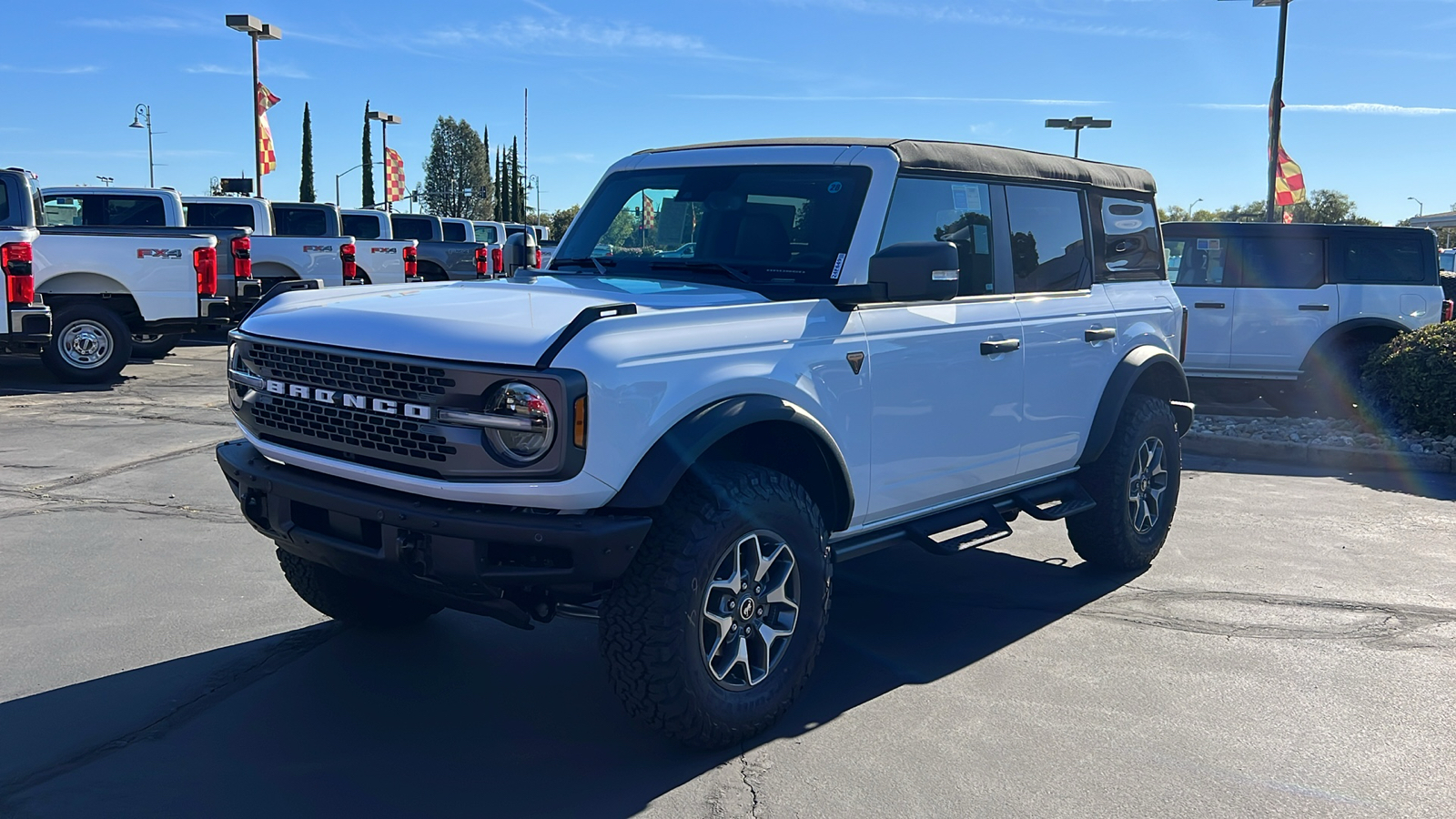 2024 Ford Bronco Badlands 1