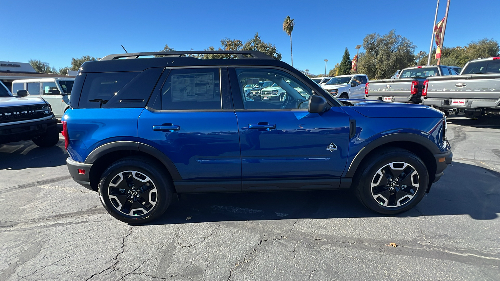 2024 Ford Bronco Sport Outer Banks 3