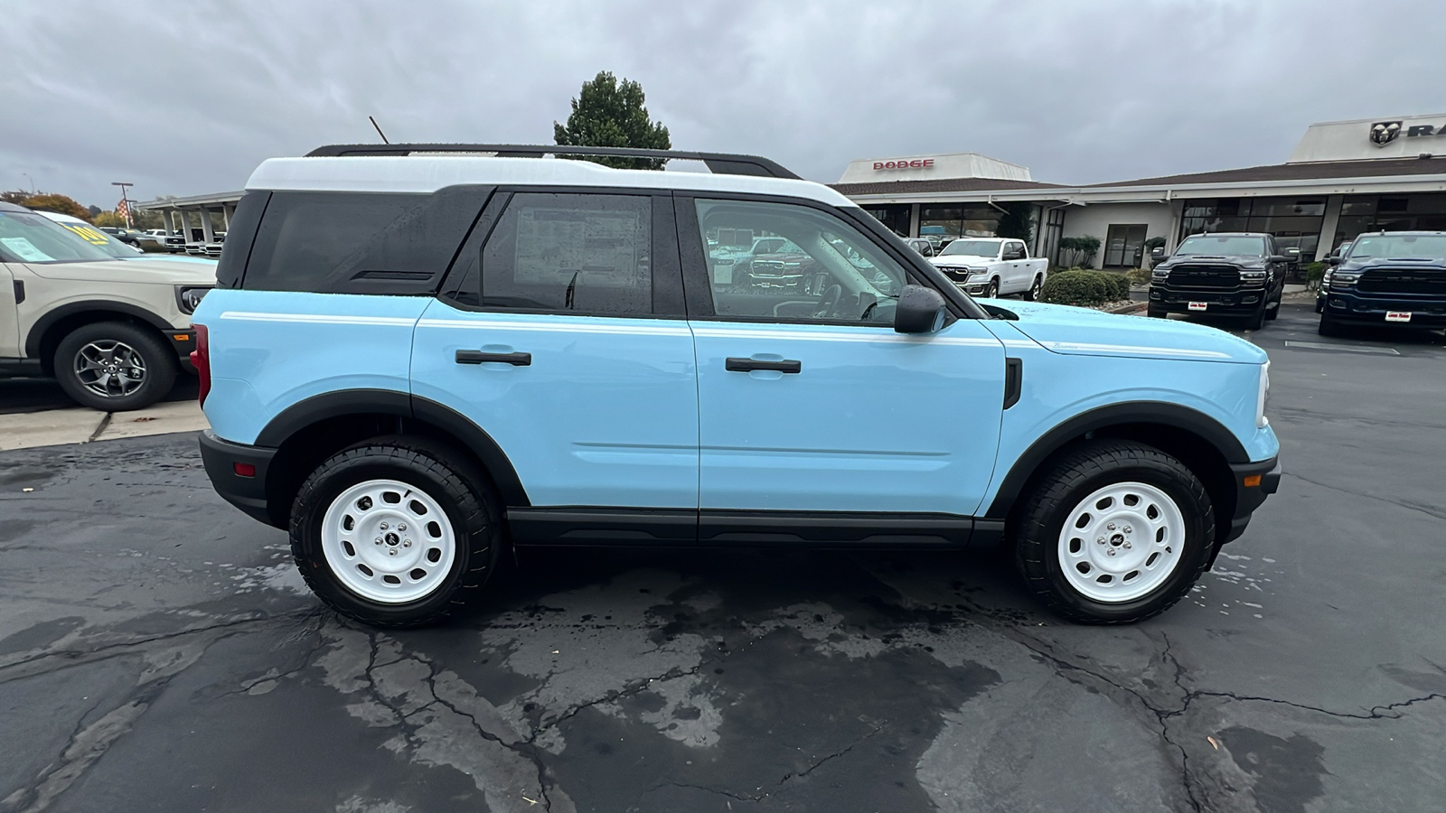 2024 Ford Bronco Sport Heritage 3