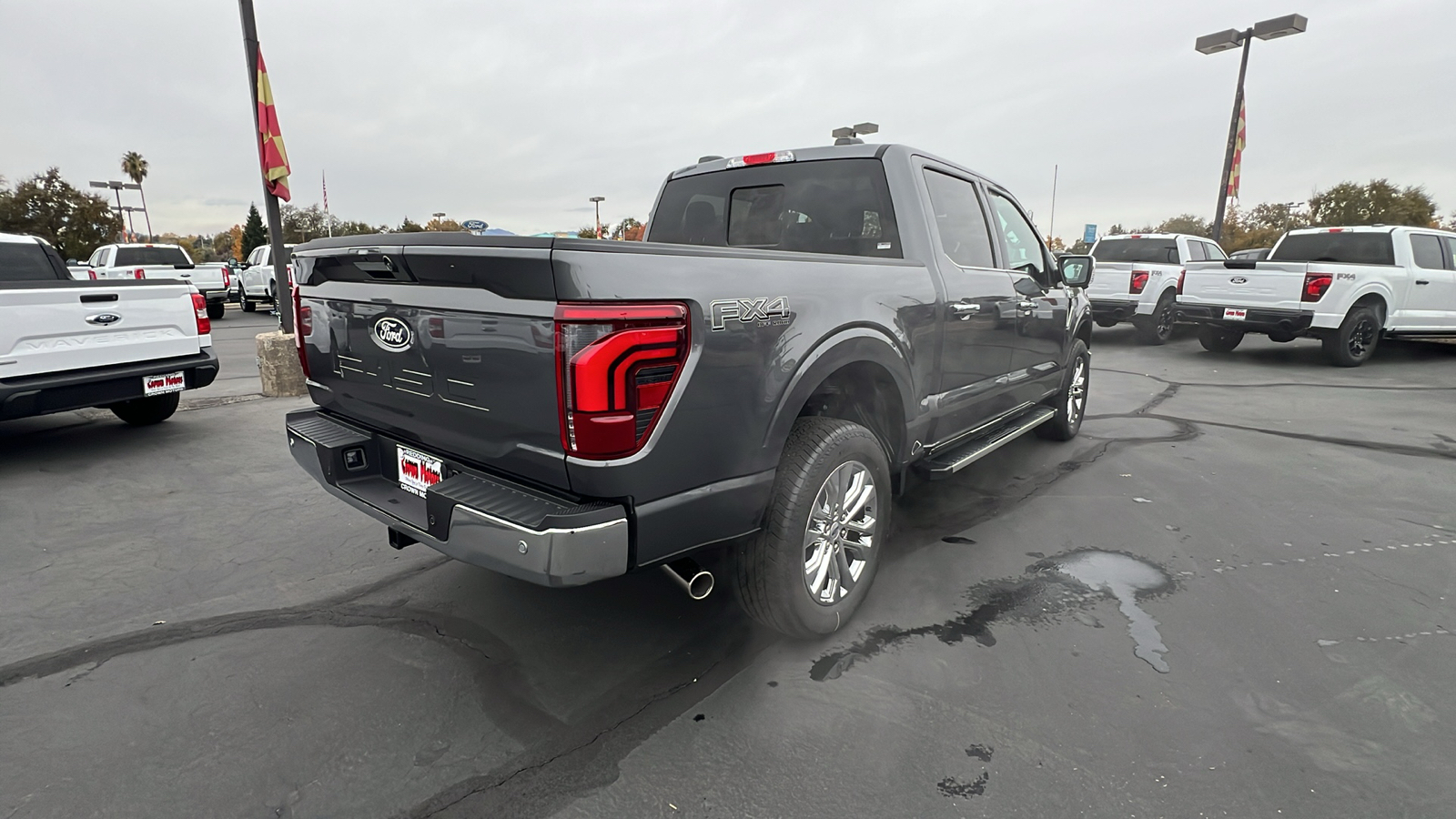 2024 Ford F-150 LARIAT 4