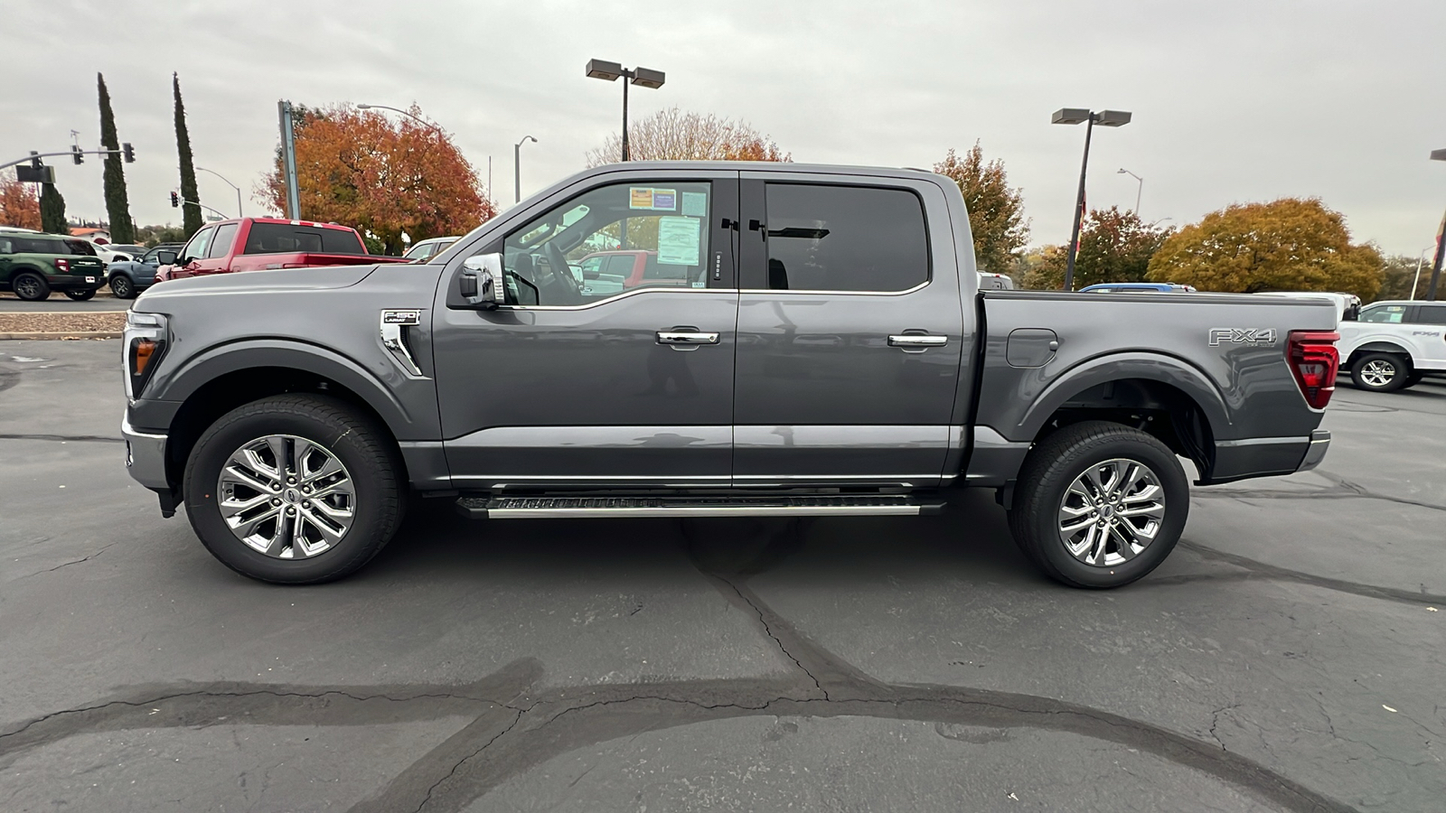 2024 Ford F-150 LARIAT 8