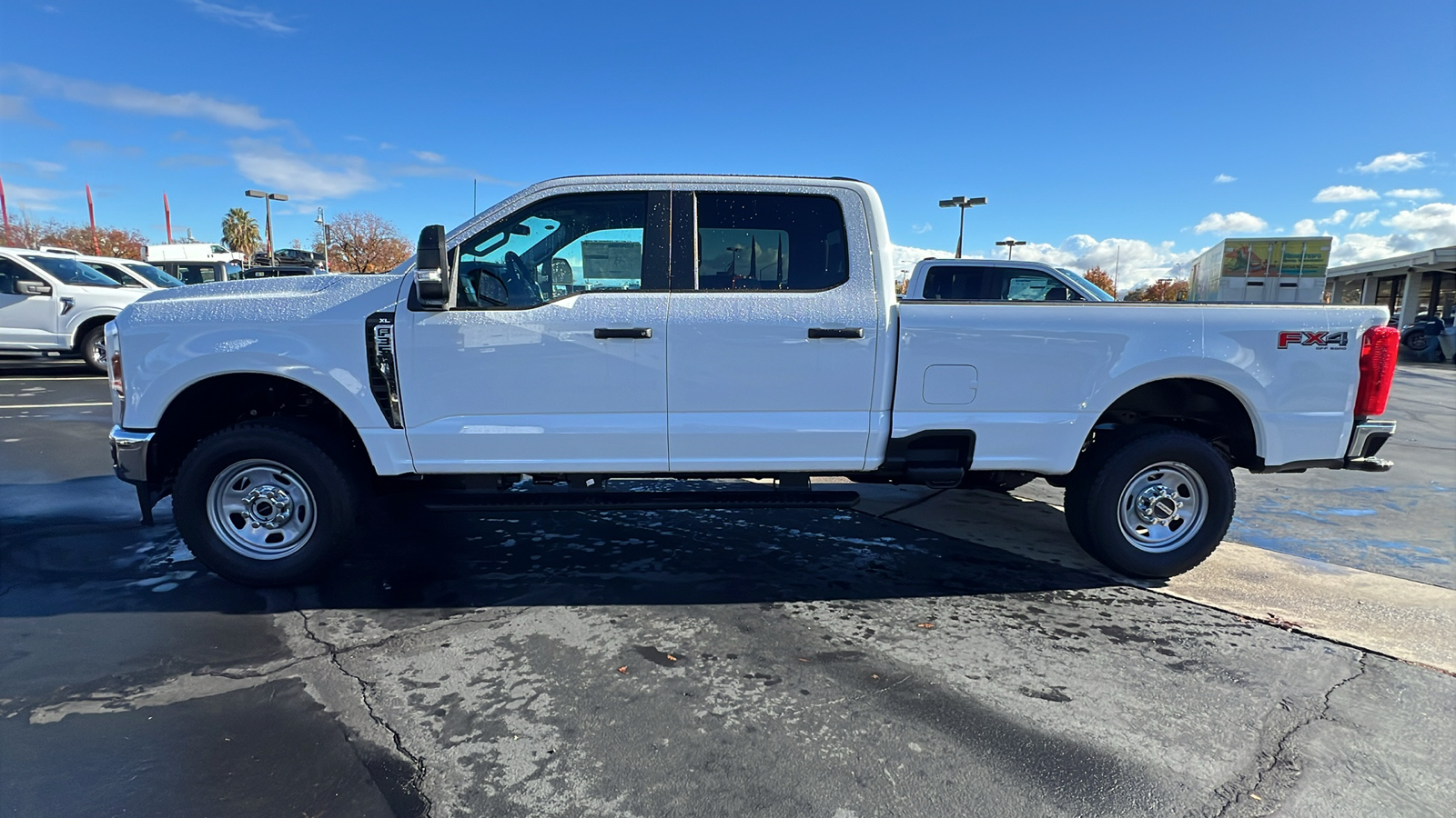 2024 Ford Super Duty F-350 SRW XL 8