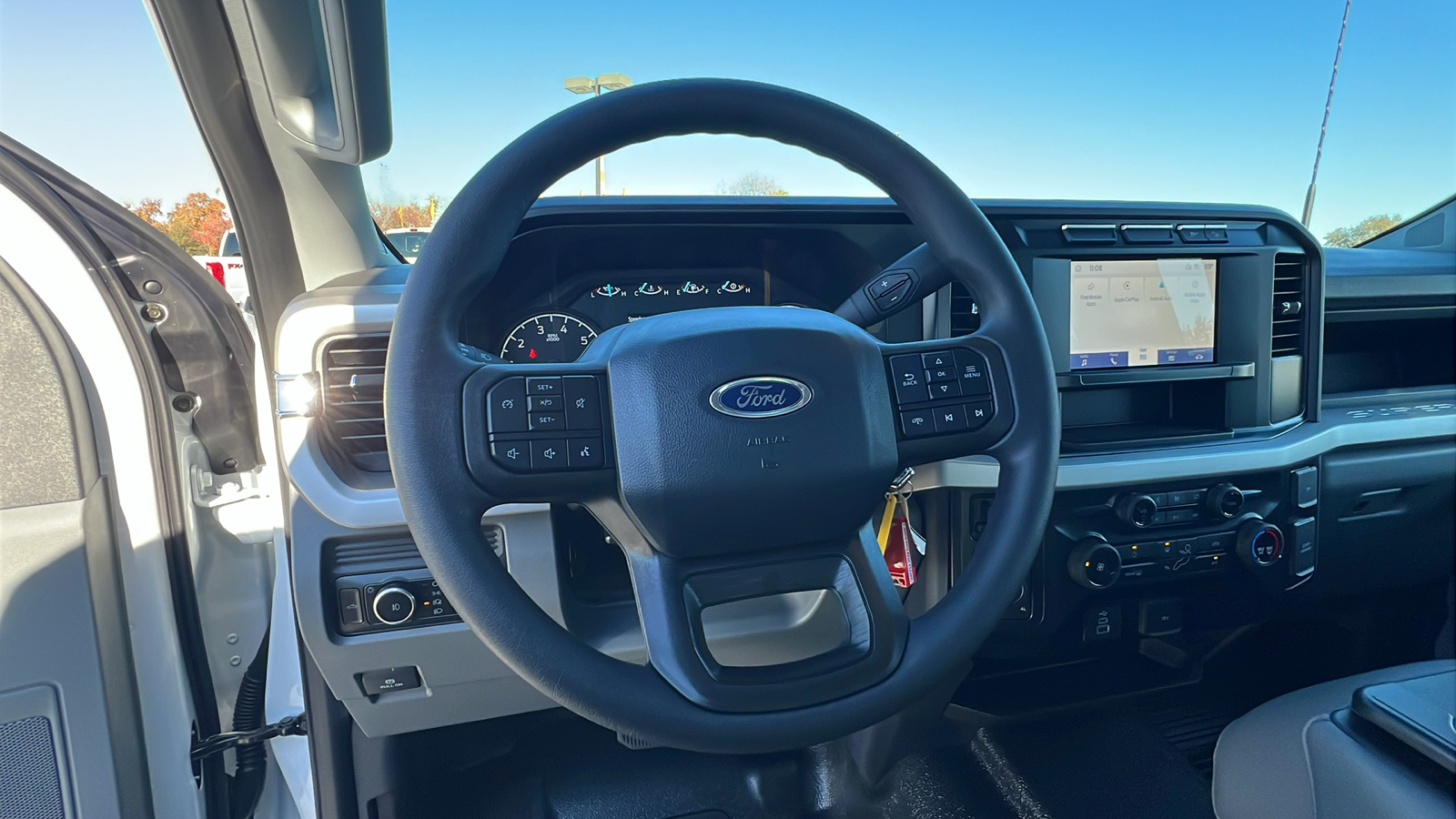 2024 Ford Super Duty F-350 SRW XL 27