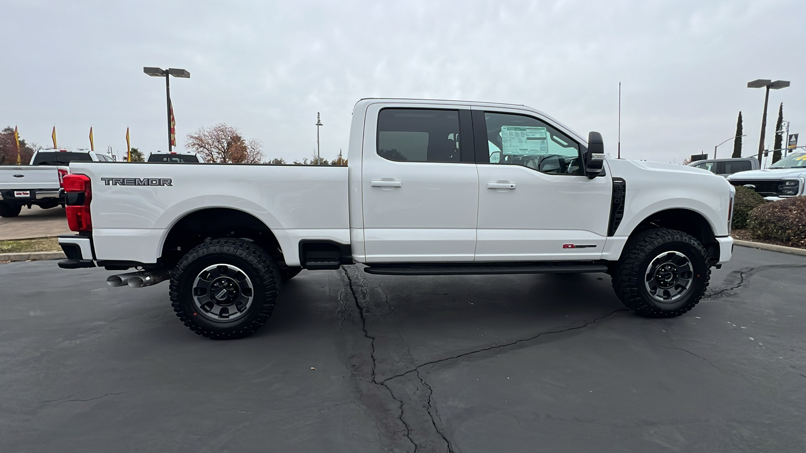 2024 Ford Super Duty F-350 SRW XL 3