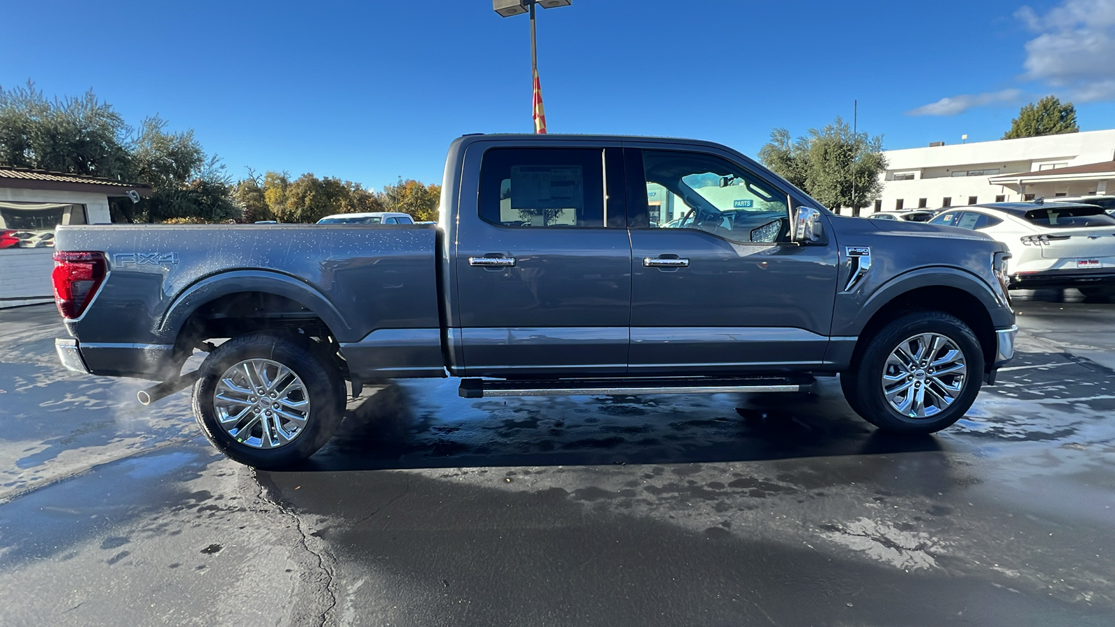 2024 Ford F-150 XLT 3