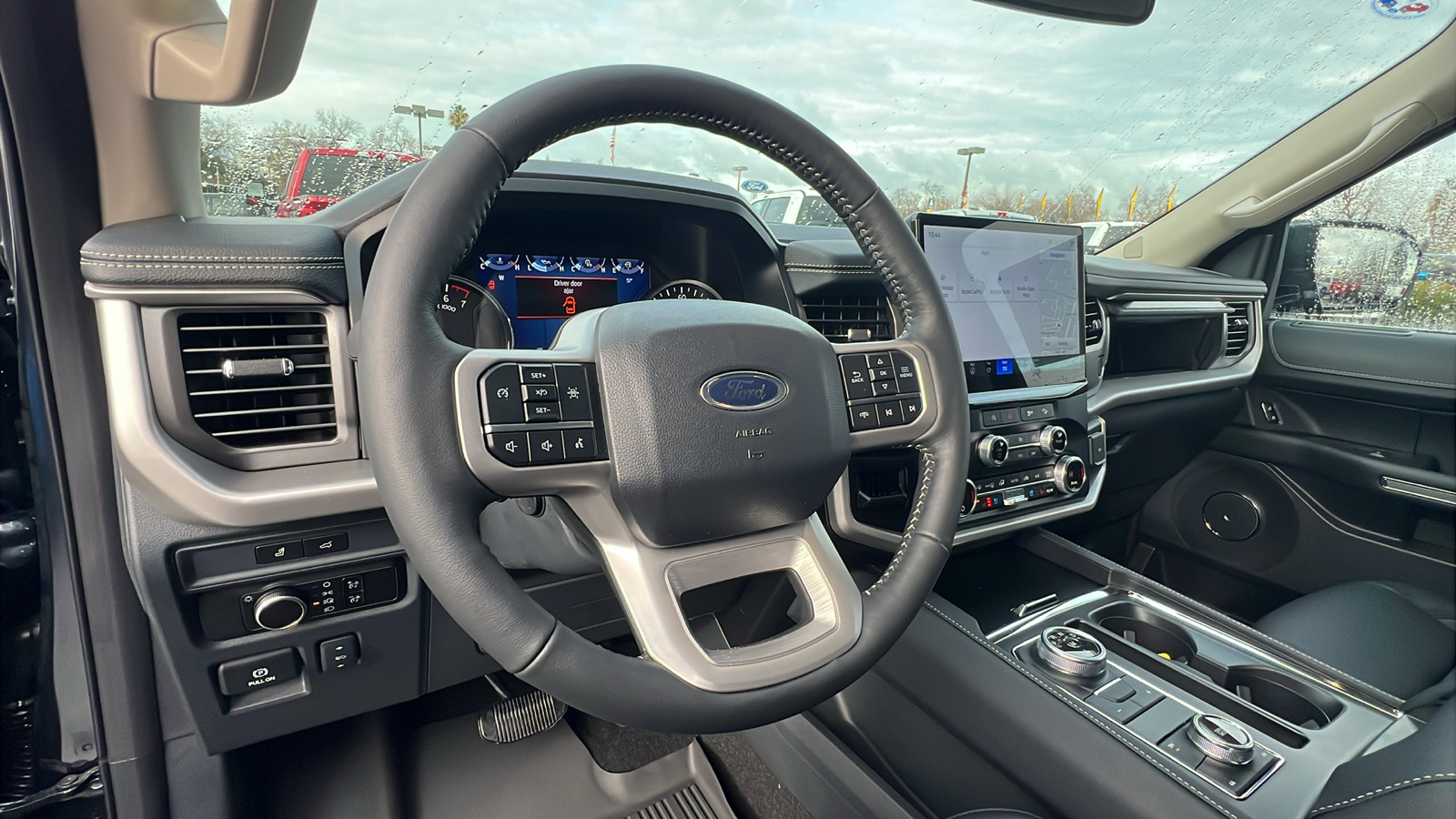 2024 Ford Expedition XLT 24