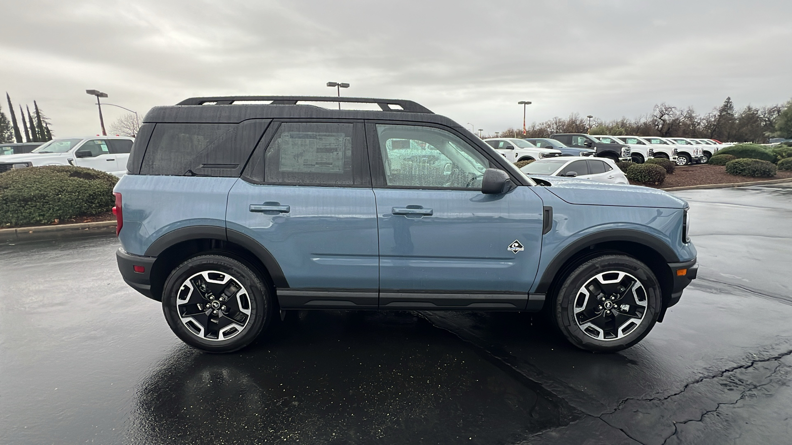 2024 Ford Bronco Sport Outer Banks 3