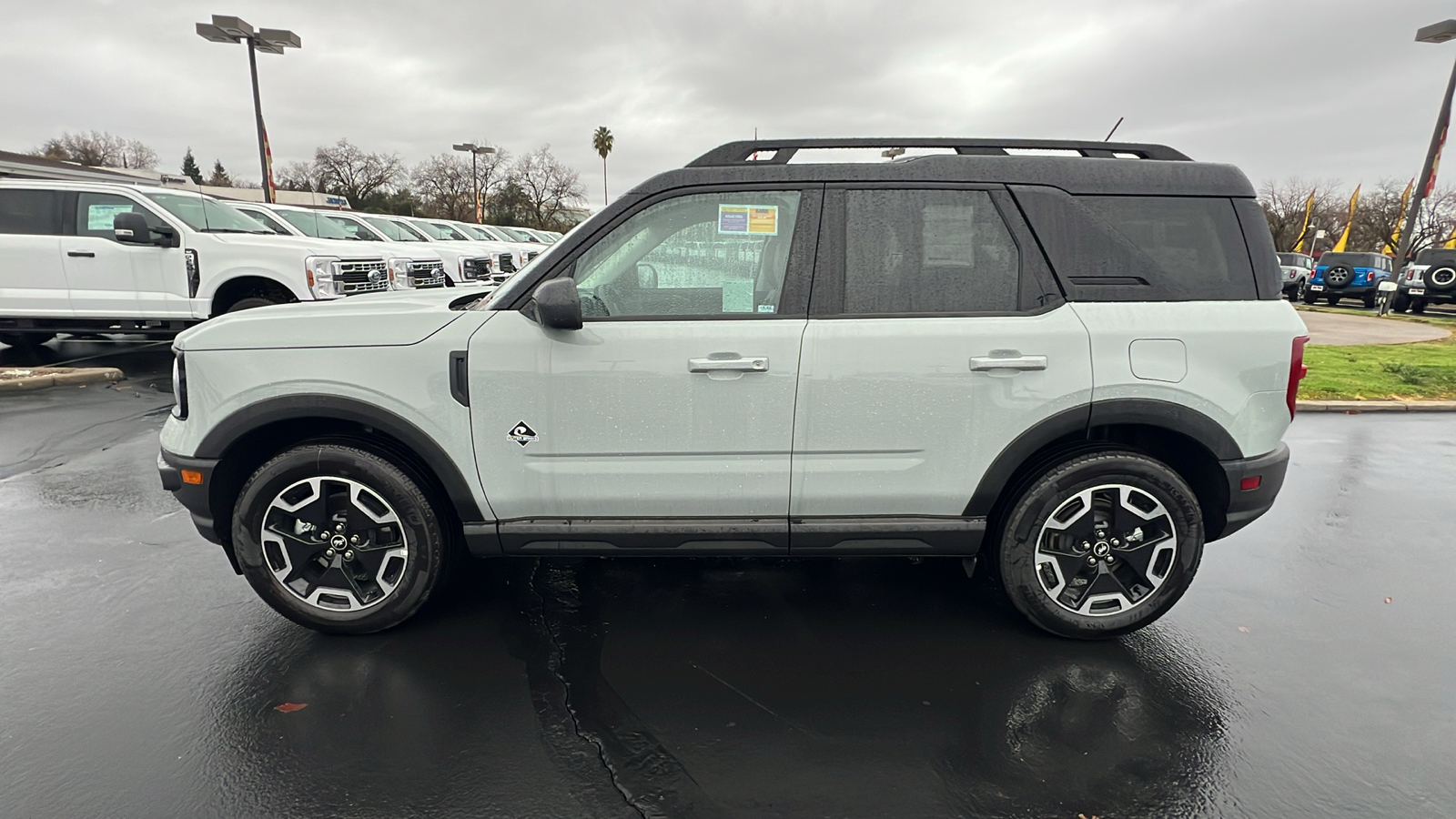 2024 Ford Bronco Sport Outer Banks 8