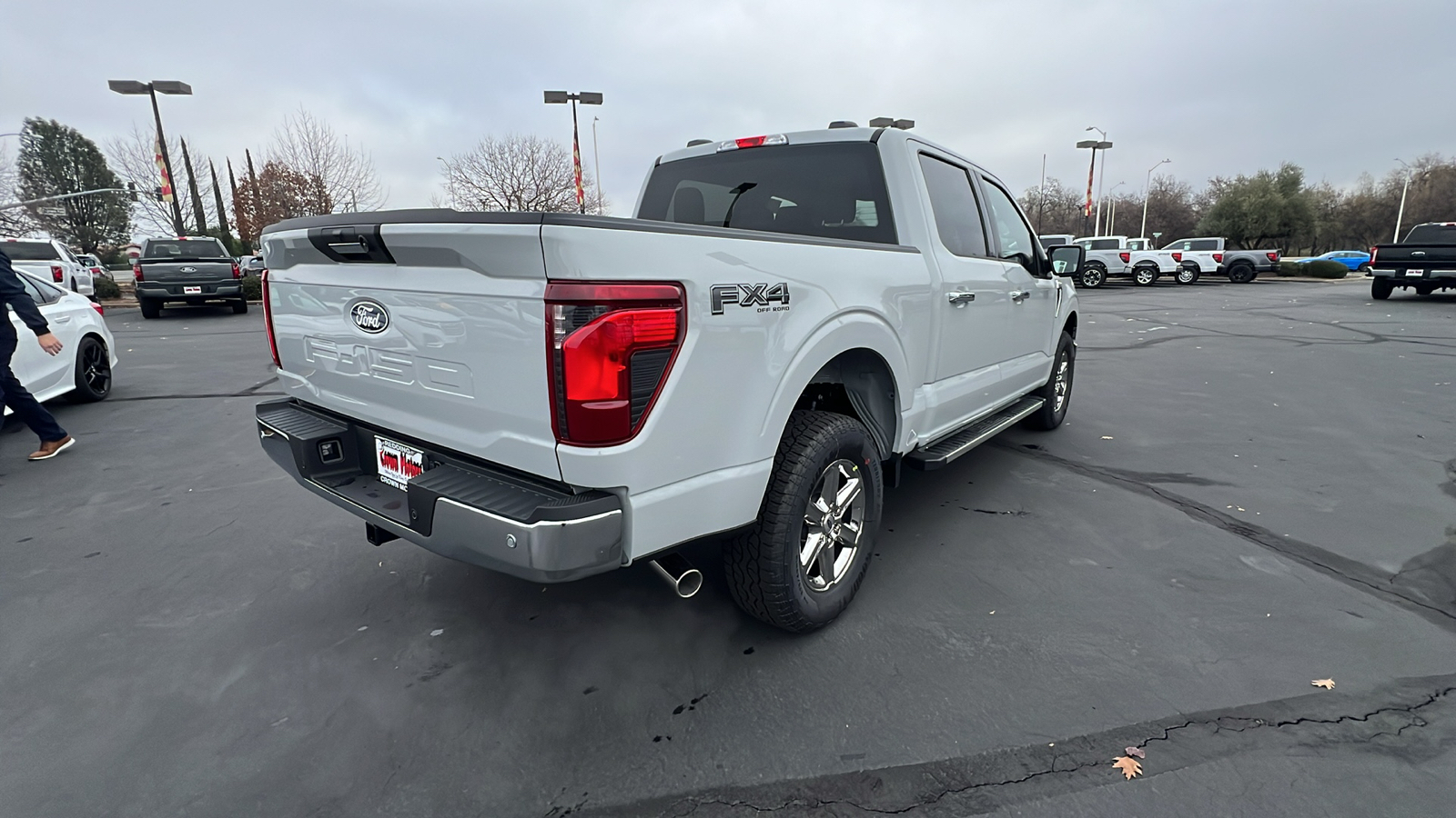 2024 Ford F-150 XLT 4