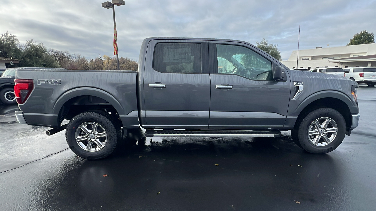 2024 Ford F-150 XLT 3