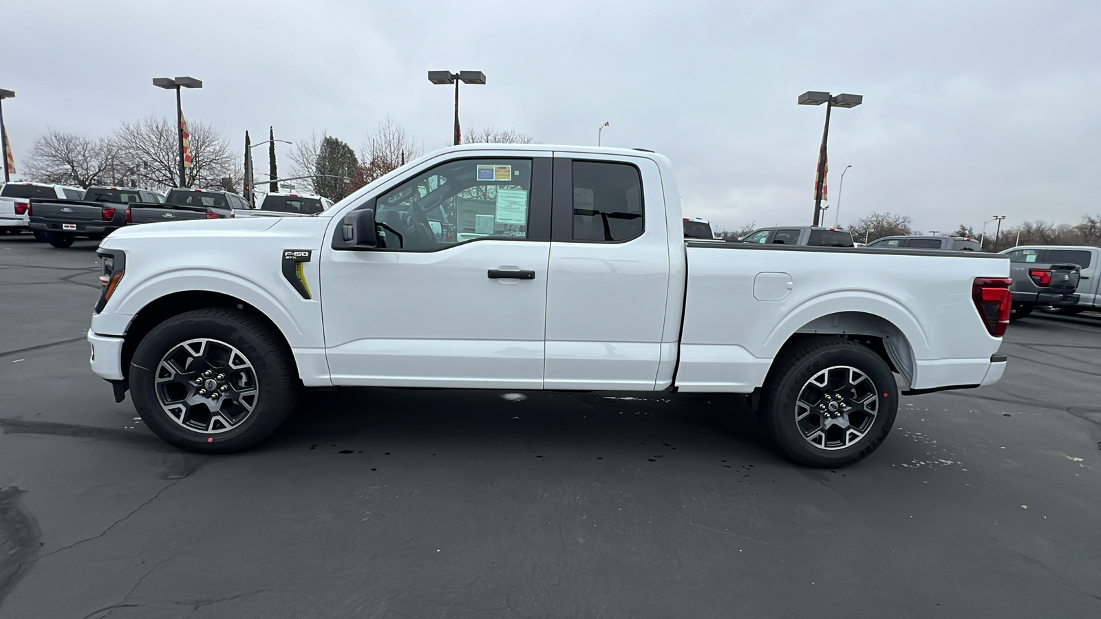 2024 Ford F-150 STX 8