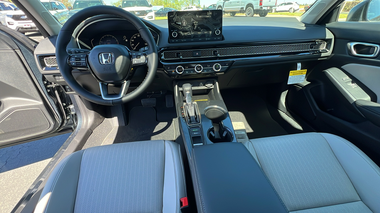 2024 Honda Civic Hatchback EX-L 17