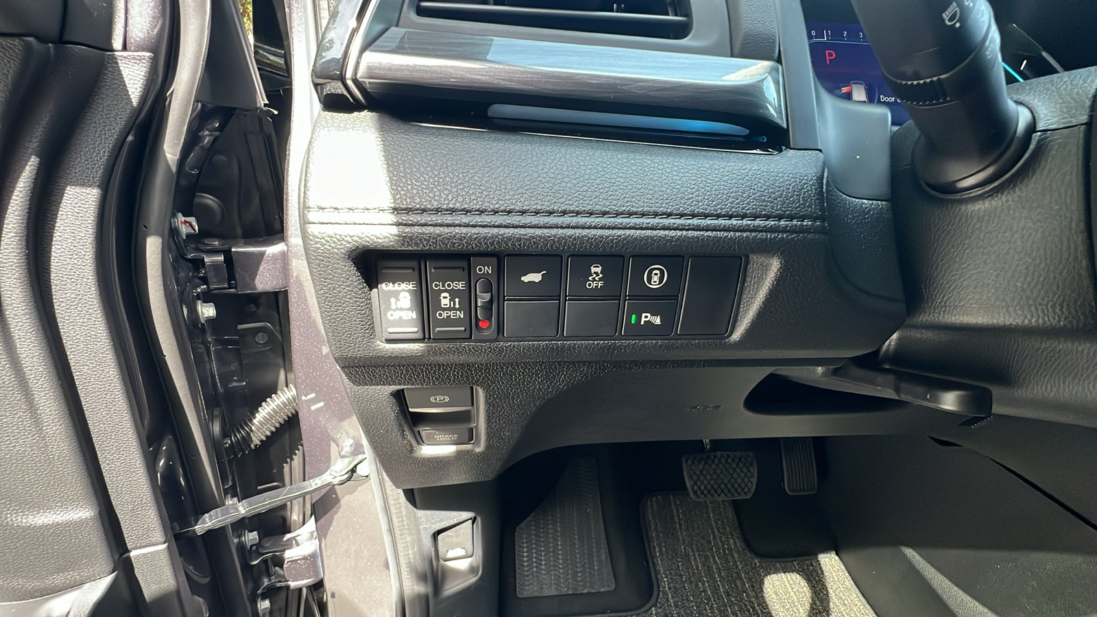 2024 Honda Odyssey Elite 29