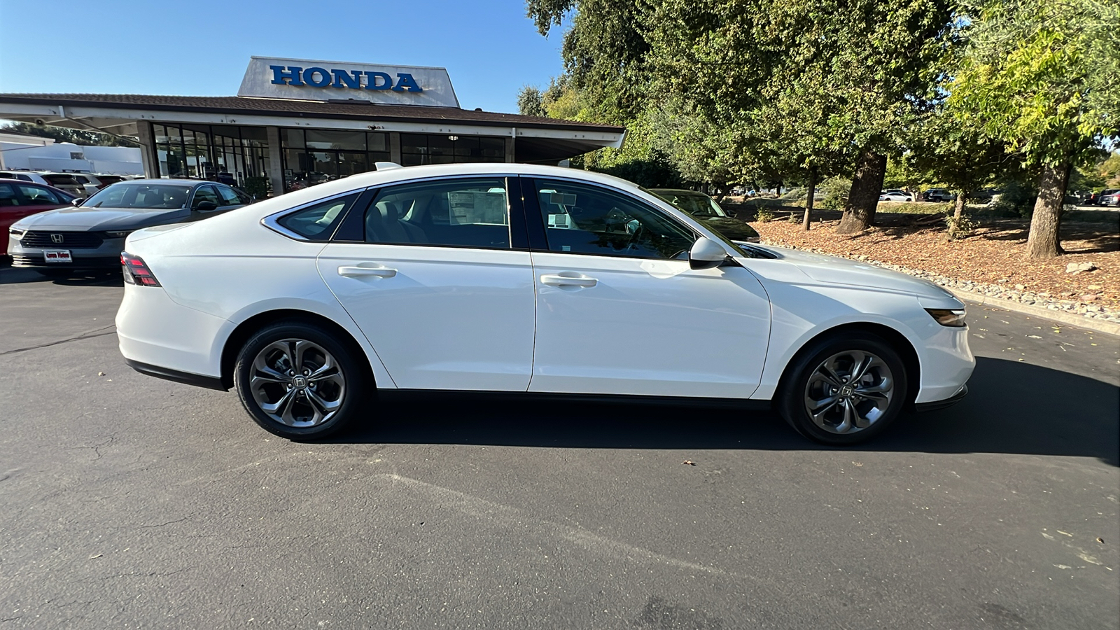 2024 Honda Accord Sedan EX 3