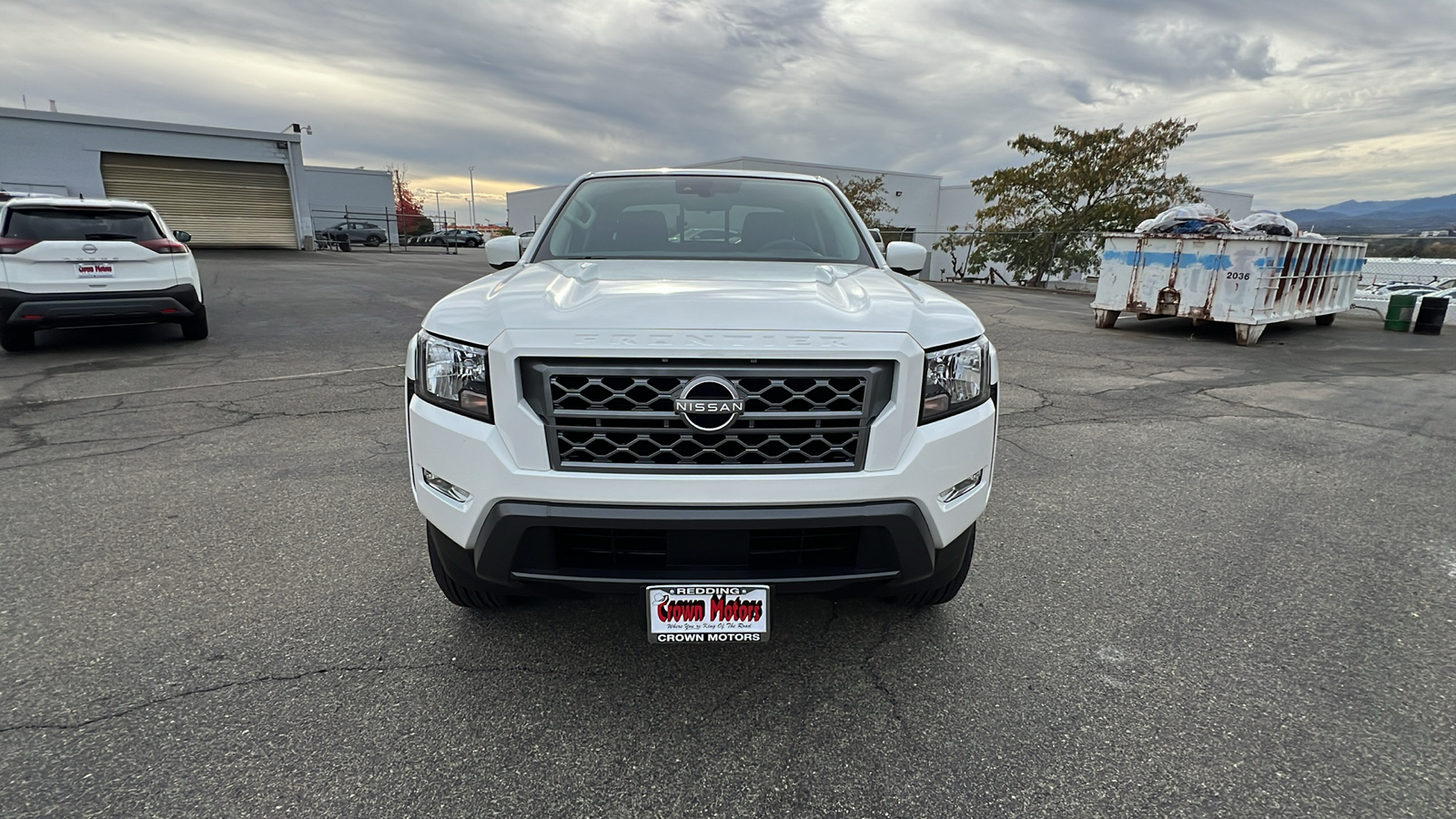 2024 Nissan Frontier SV 9