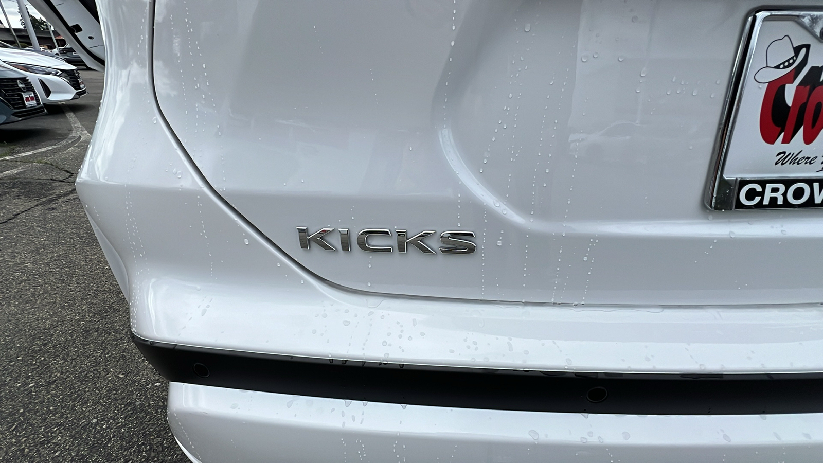 2024 Nissan Kicks S 13