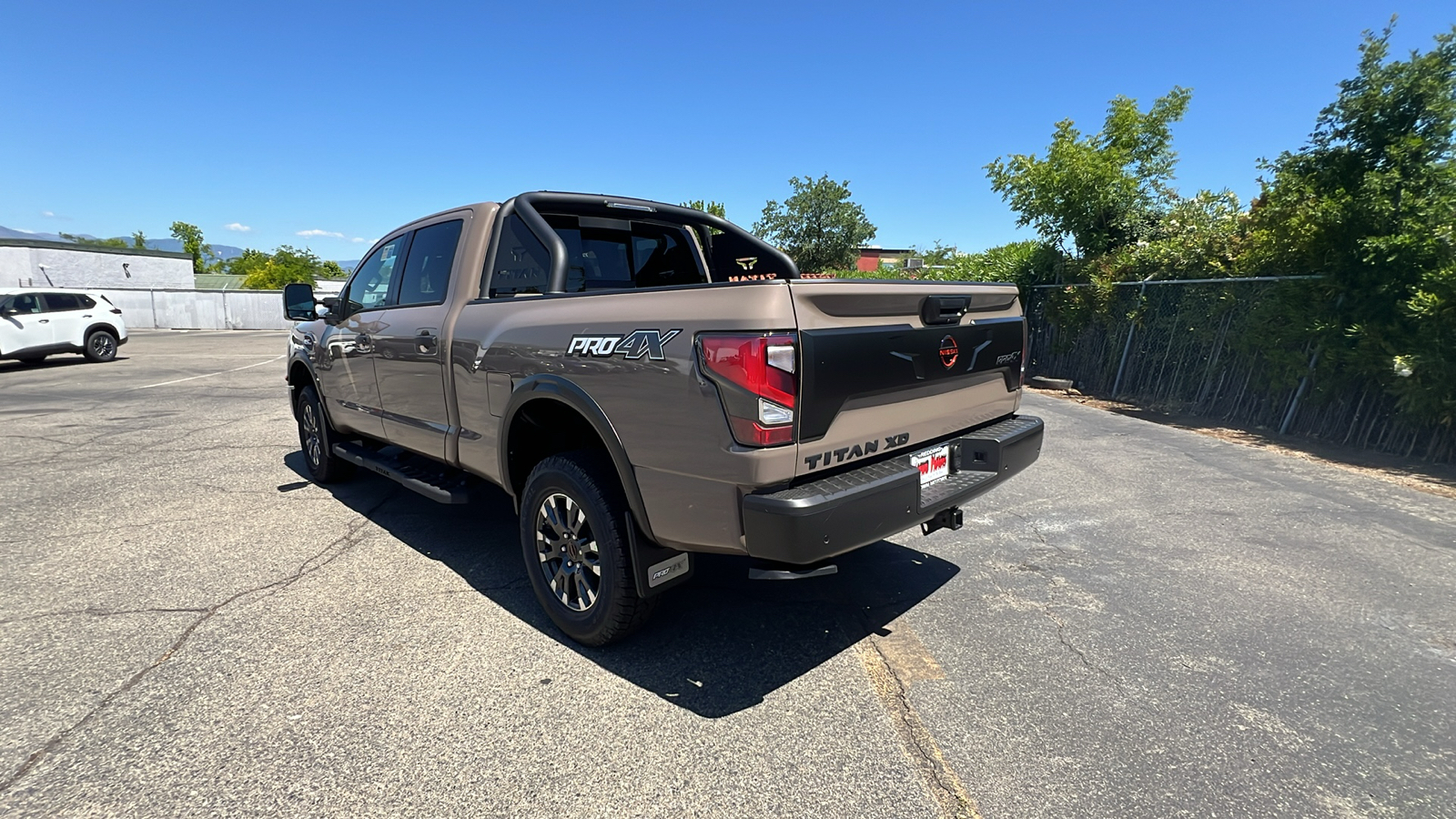 2024 Nissan Titan XD PRO-4X 7