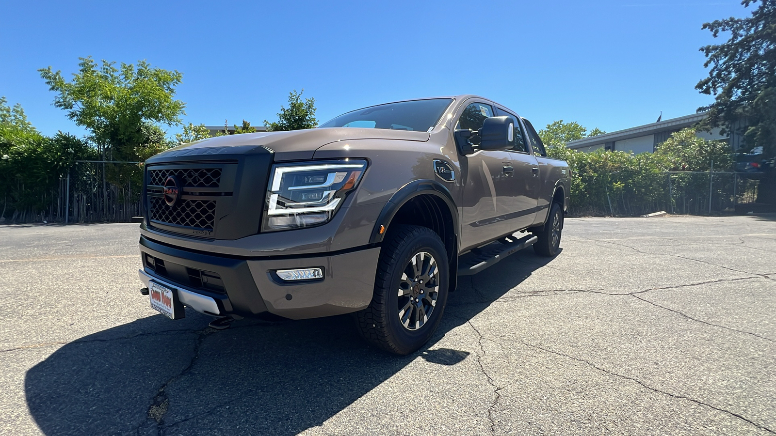 2024 Nissan Titan XD PRO-4X 10