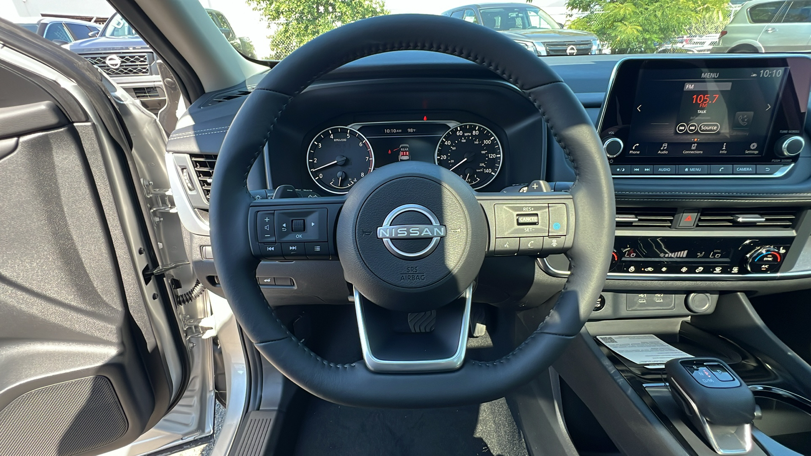 2024 Nissan Rogue SV 27