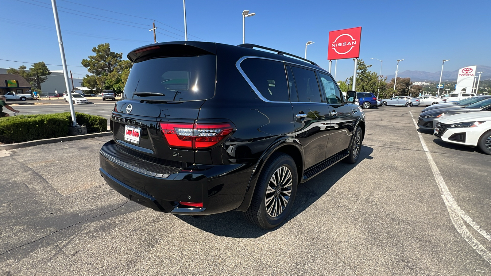 2024 Nissan Armada SL 4