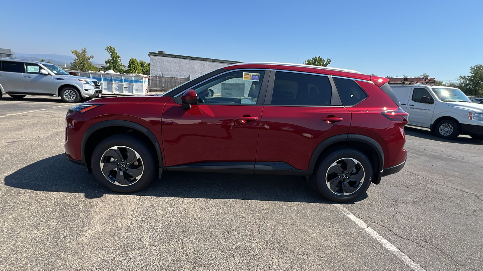 2024 Nissan Rogue SV 8