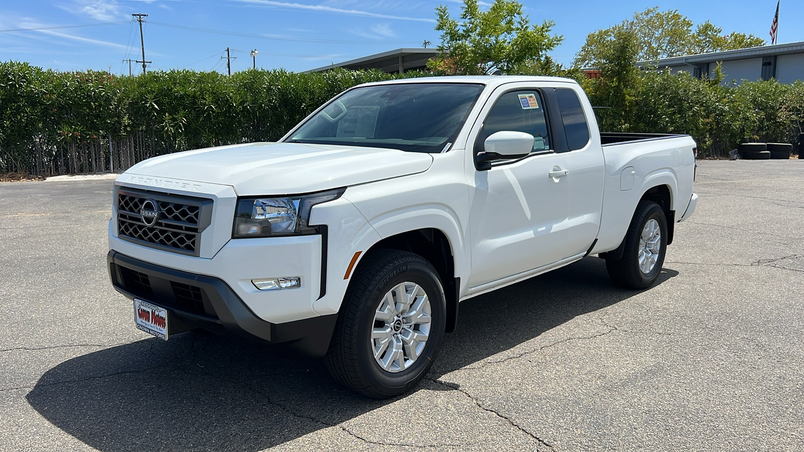 2024 Nissan Frontier SV 1