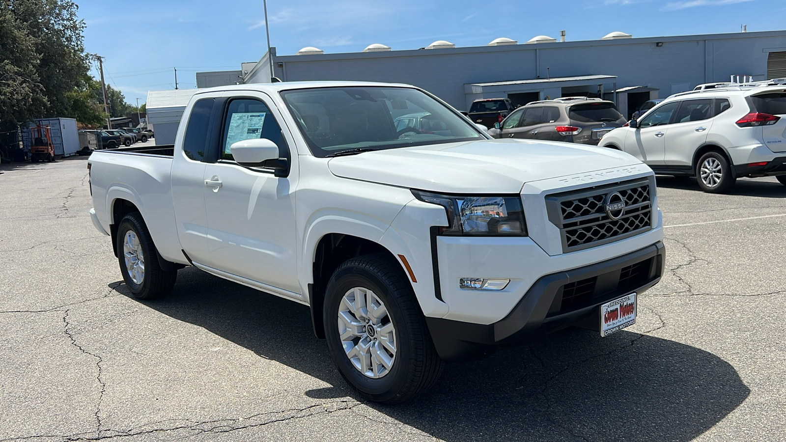 2024 Nissan Frontier SV 2