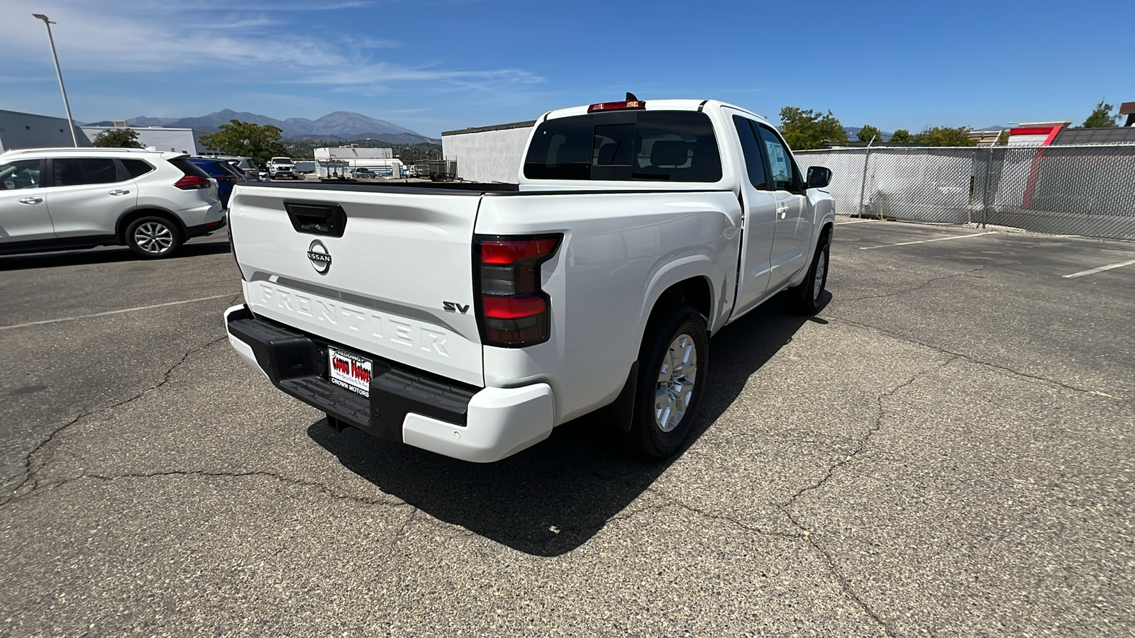 2024 Nissan Frontier SV 4