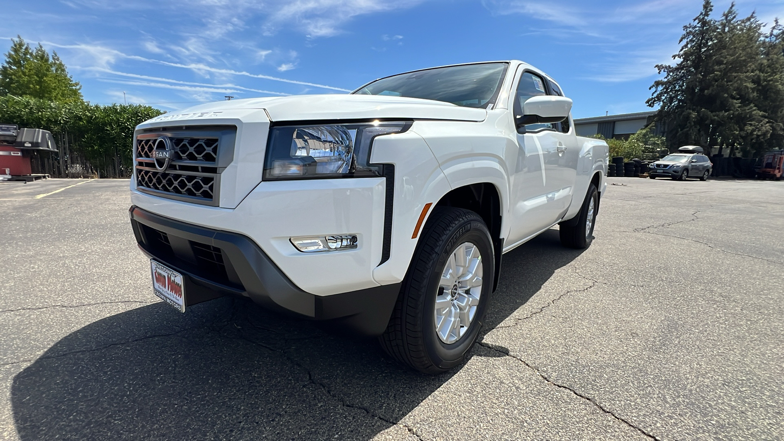 2024 Nissan Frontier SV 10