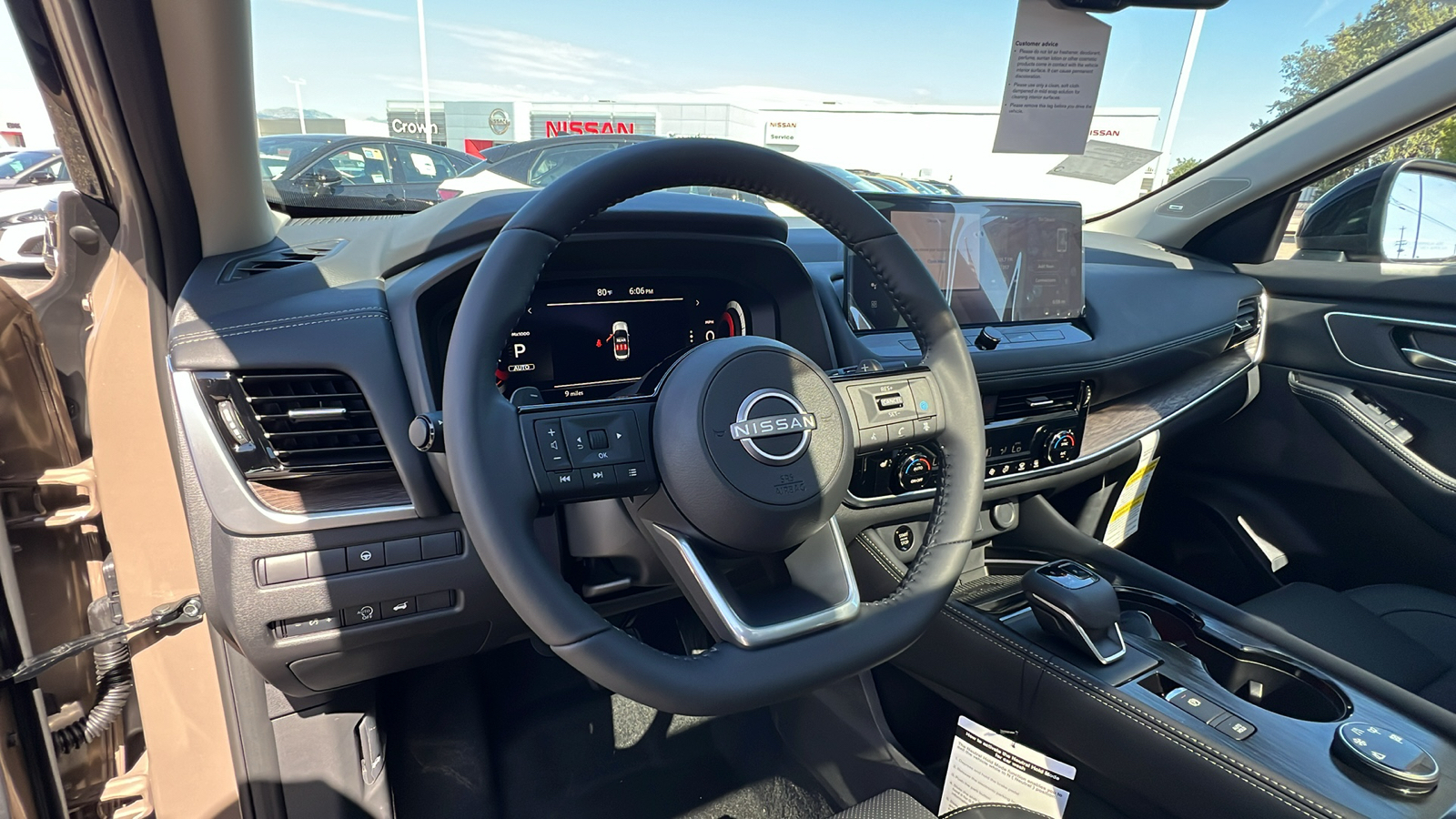 2024 Nissan Rogue Platinum 24