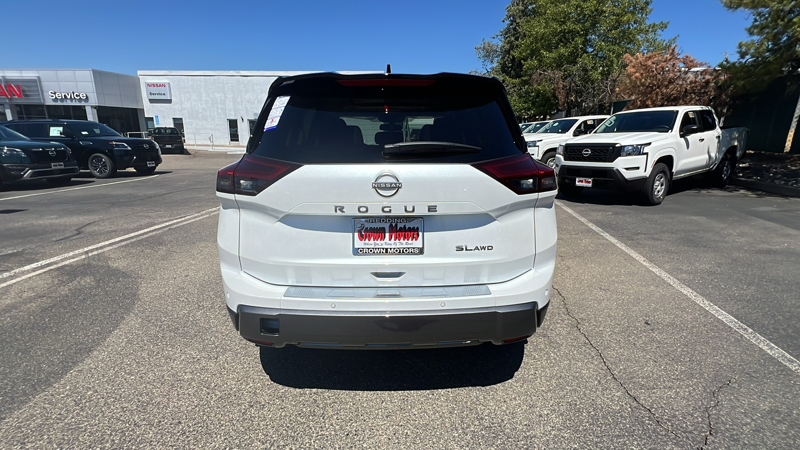 2024 Nissan Rogue SL 5