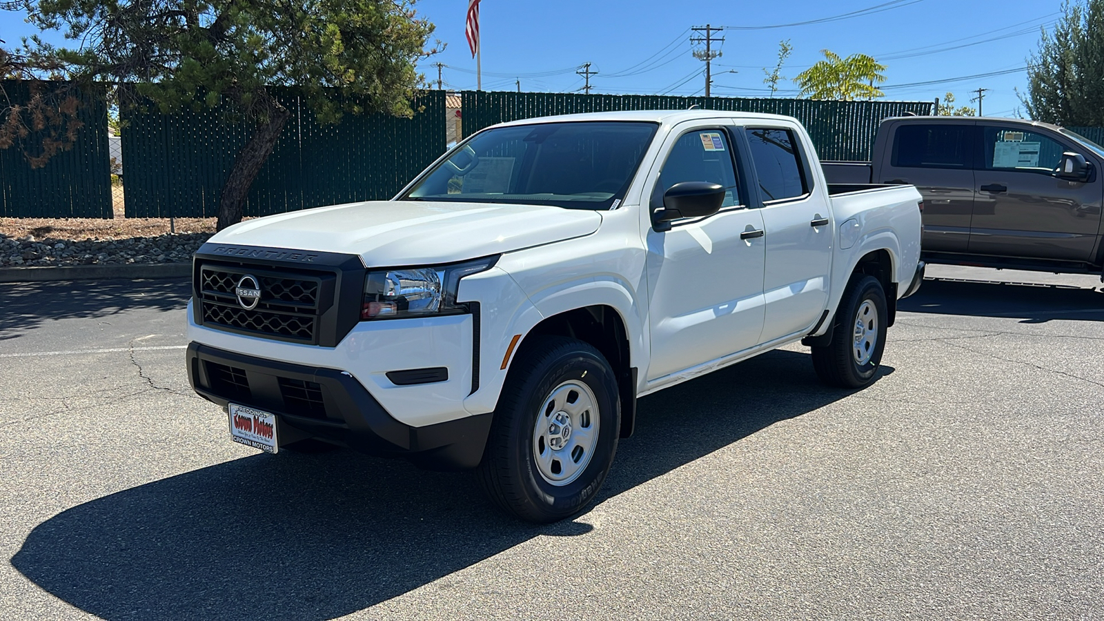 2024 Nissan Frontier S 1