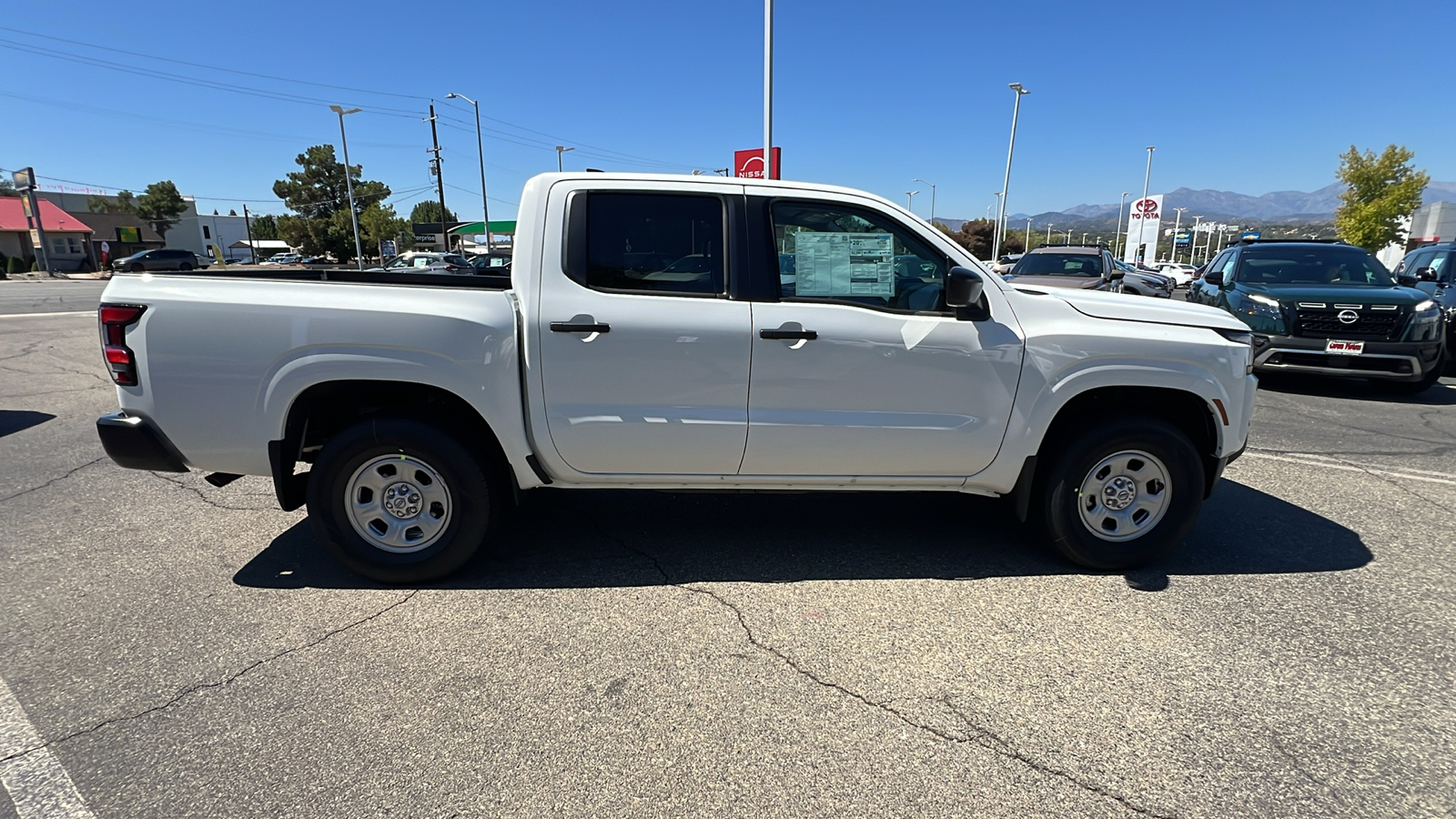 2024 Nissan Frontier S 3