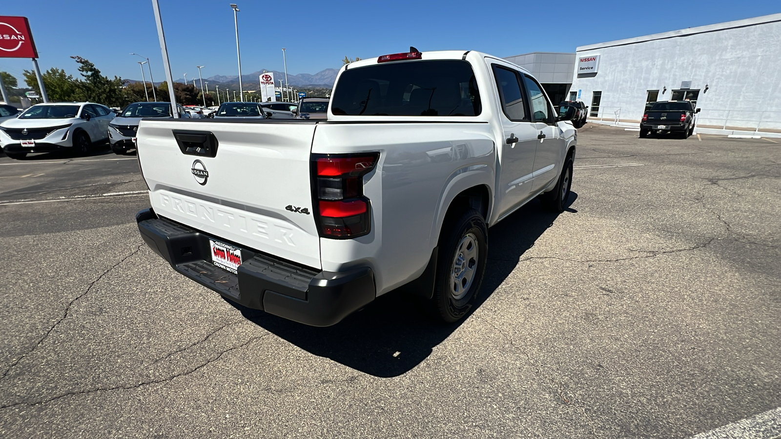 2024 Nissan Frontier S 4