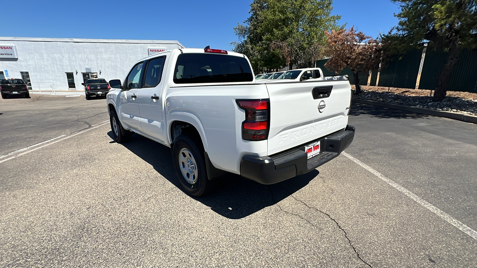 2024 Nissan Frontier S 7