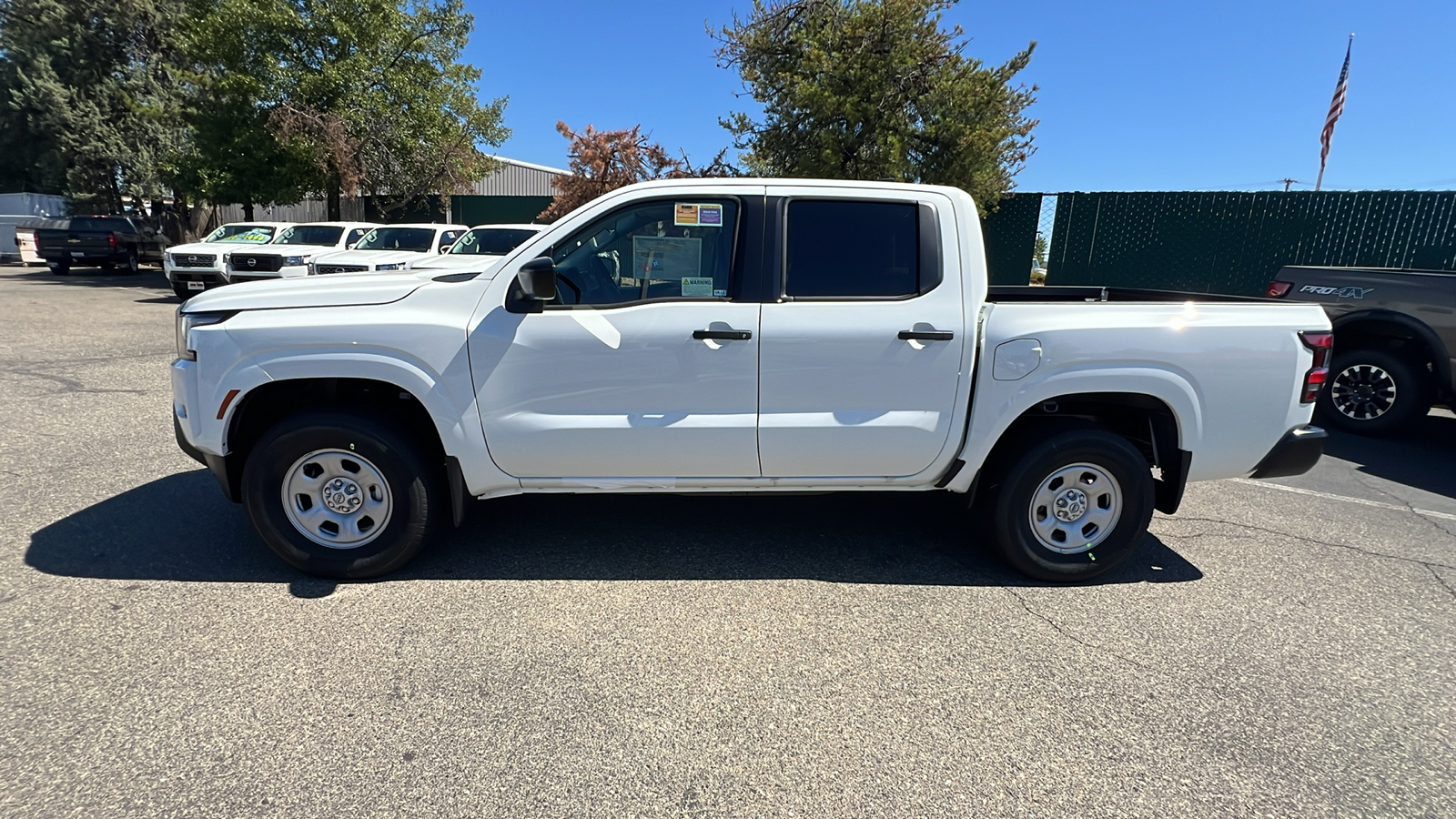 2024 Nissan Frontier S 8