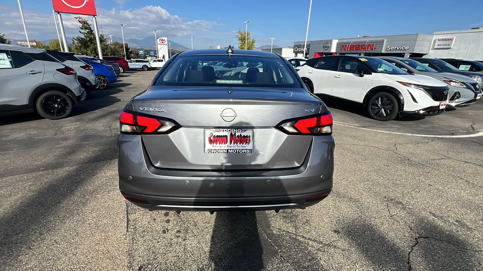 2024 Nissan Versa SV 5