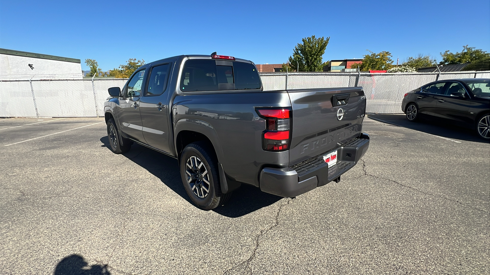 2024 Nissan Frontier SL 7