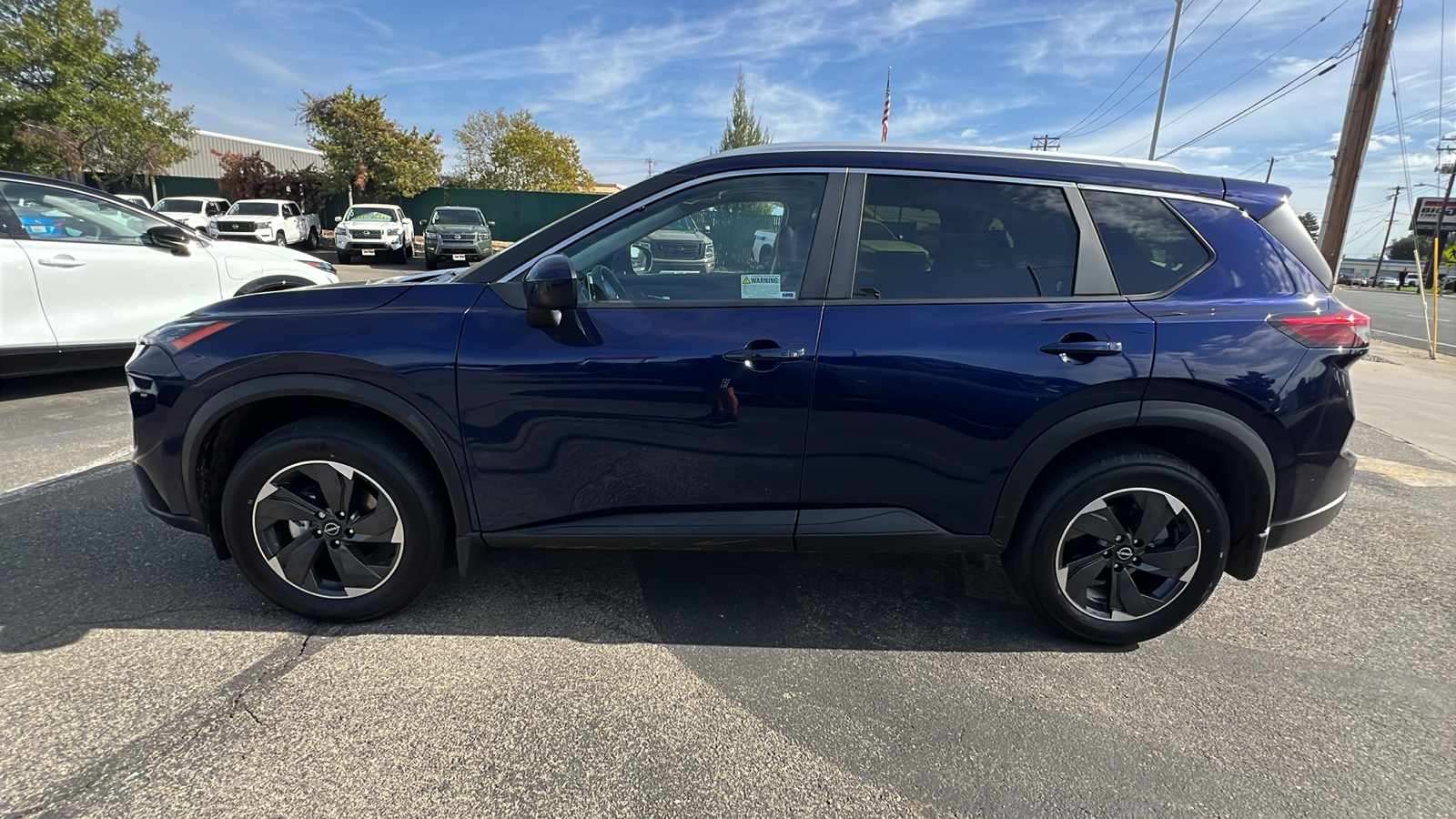 2024 Nissan Rogue SV 8