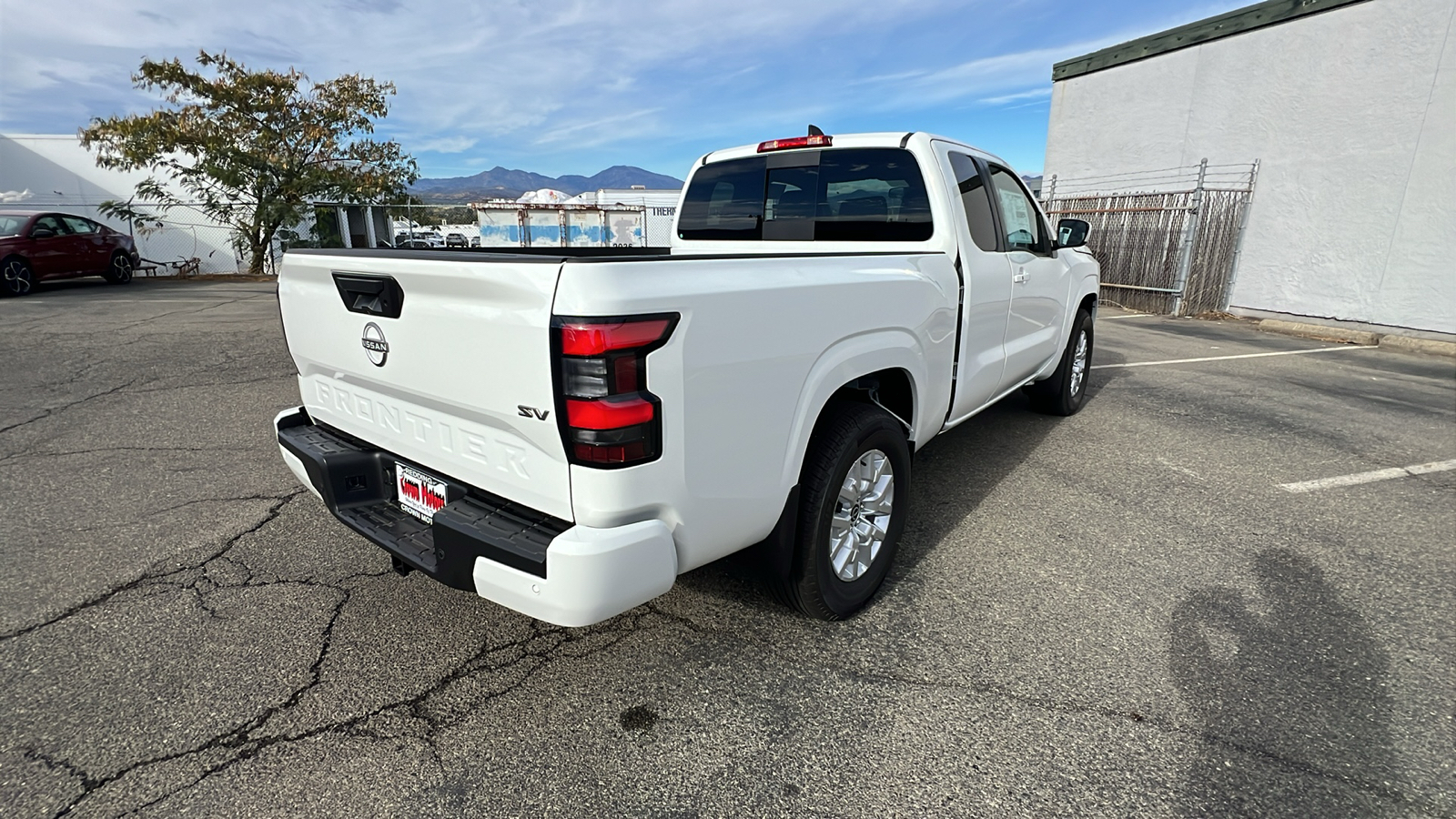 2024 Nissan Frontier SV 4